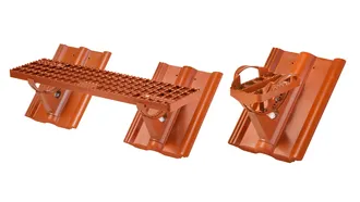 Betonowa dachówka pod stopień lub ławę kominiarską