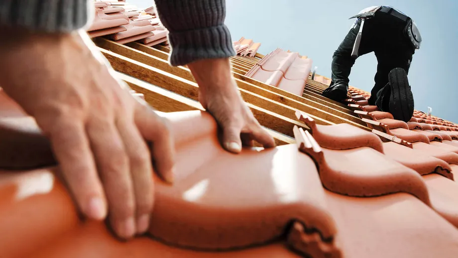 Usługi dekarskie wykonane przez Certyfikowanego Dekarza Braas